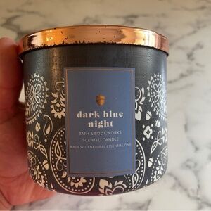 Bath&body works Dark blue night candle 14.5oz